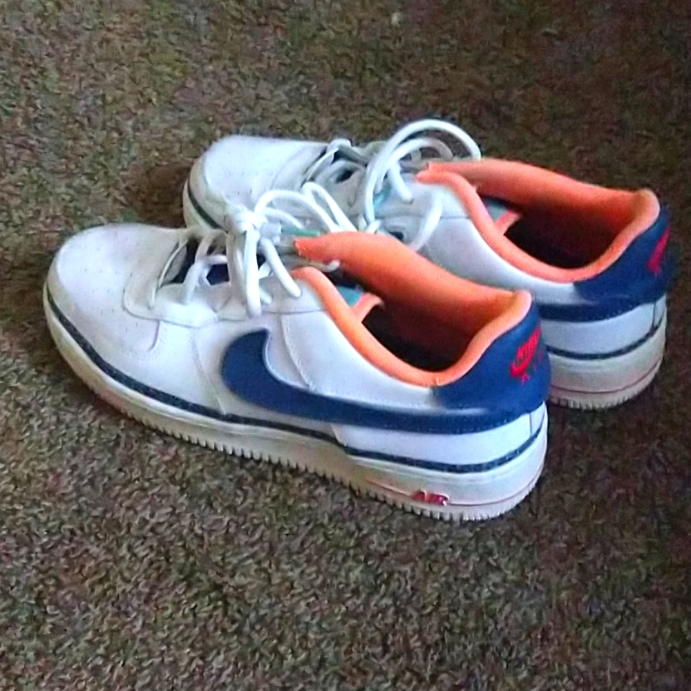 Nike shoes